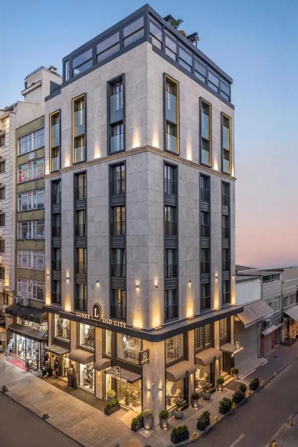 Lunet Old City Hotel