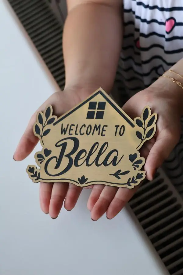 Bella