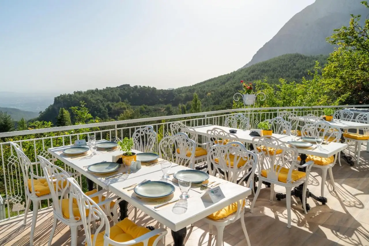 APA Mountain Lodge