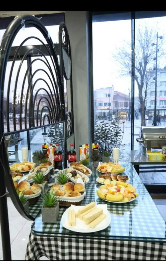 Yuvam Vari Hotel