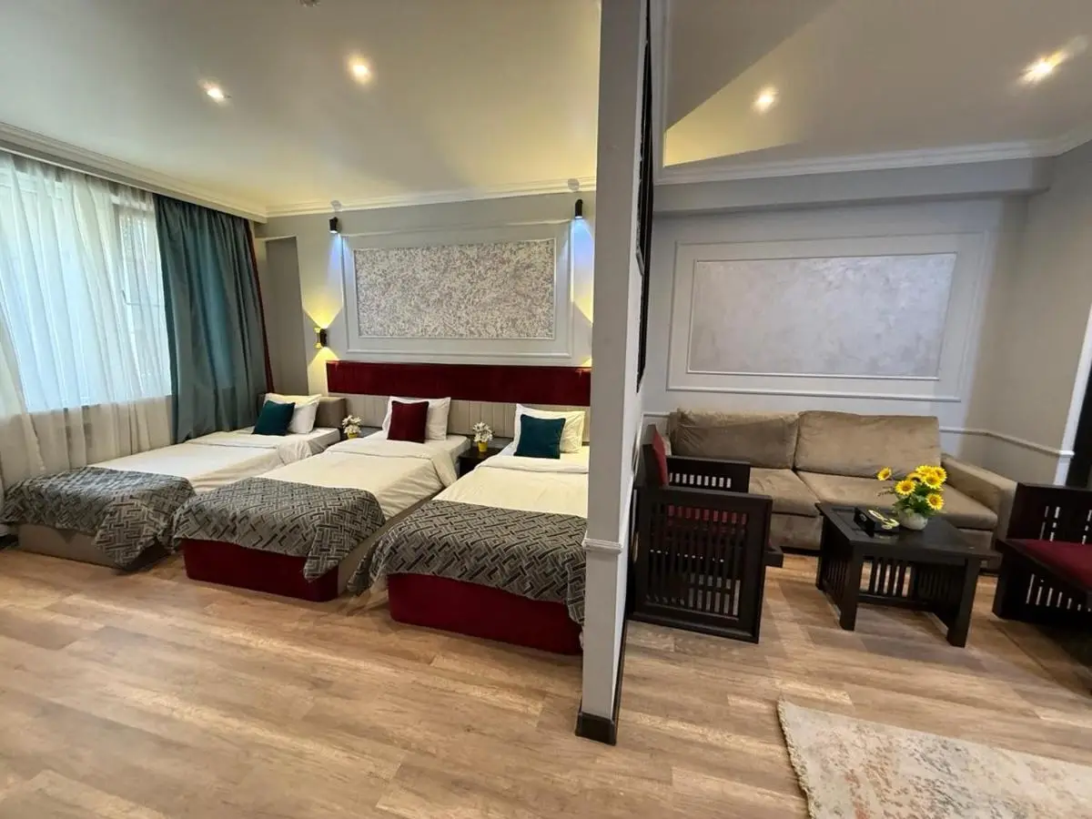 Hazz Central Hotel