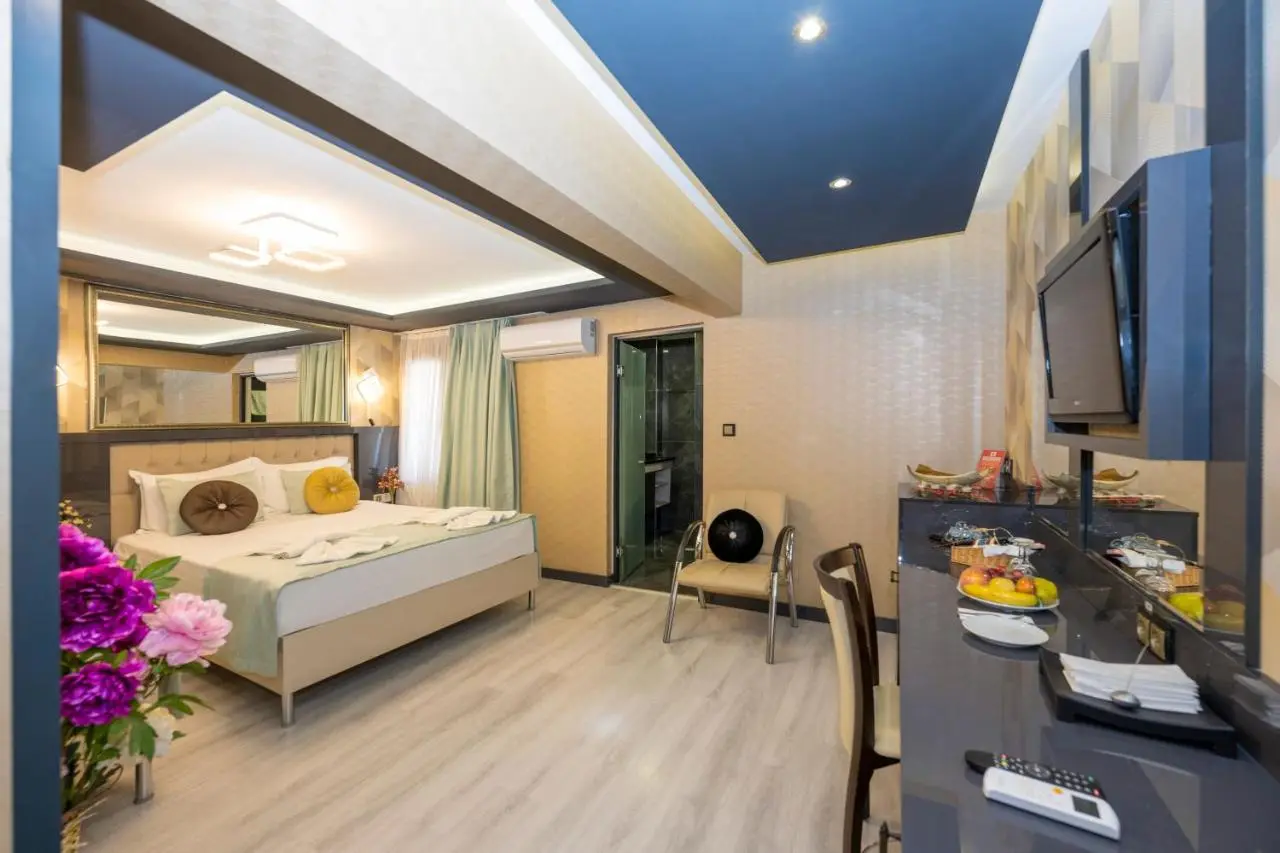 Grand Ons Hotel