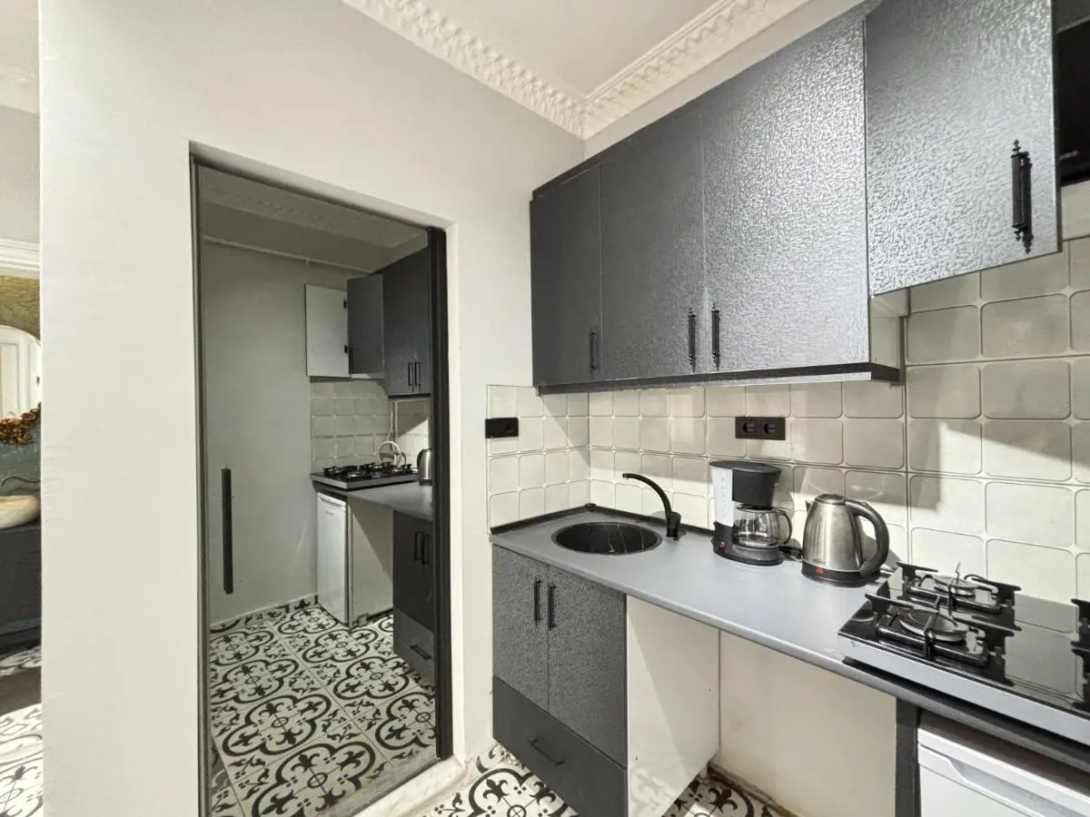 1BR w Turkish Hammam • Central Galata Stay