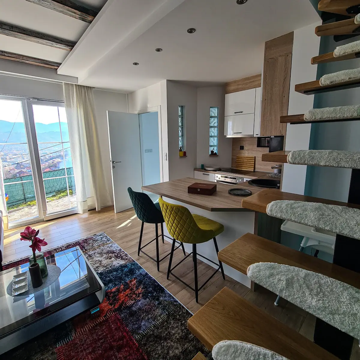 Duplex with Unforgettable Views