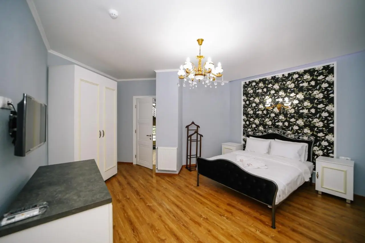 Rose Hotel Vake