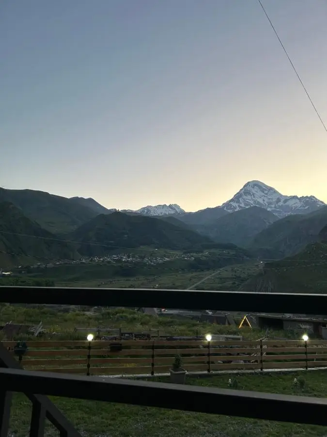 Kazbegi cottage kide- ყაზბეგში კოტეჯი კიდე