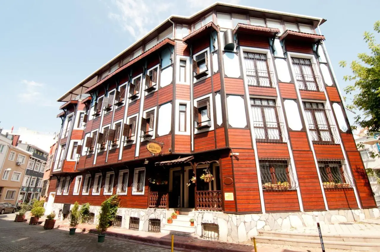 Artefes Hotel Old City& Spa