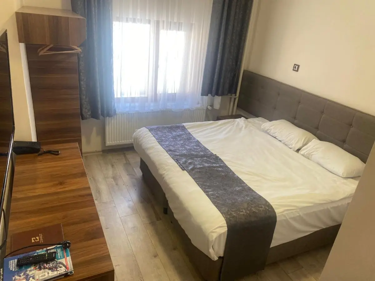 Zümrüt Palas Otel