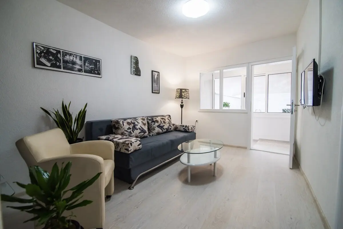 Love Apartment 2