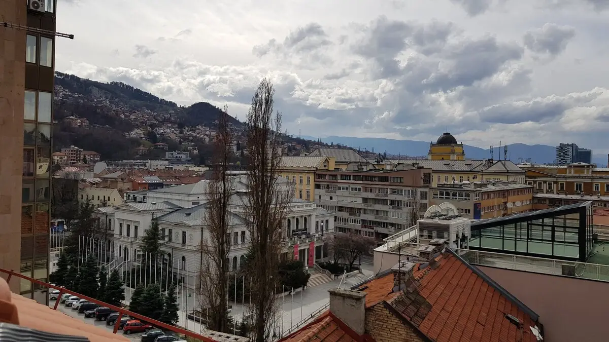 Charming rooftop apartment, EXCELLENT LOCATION