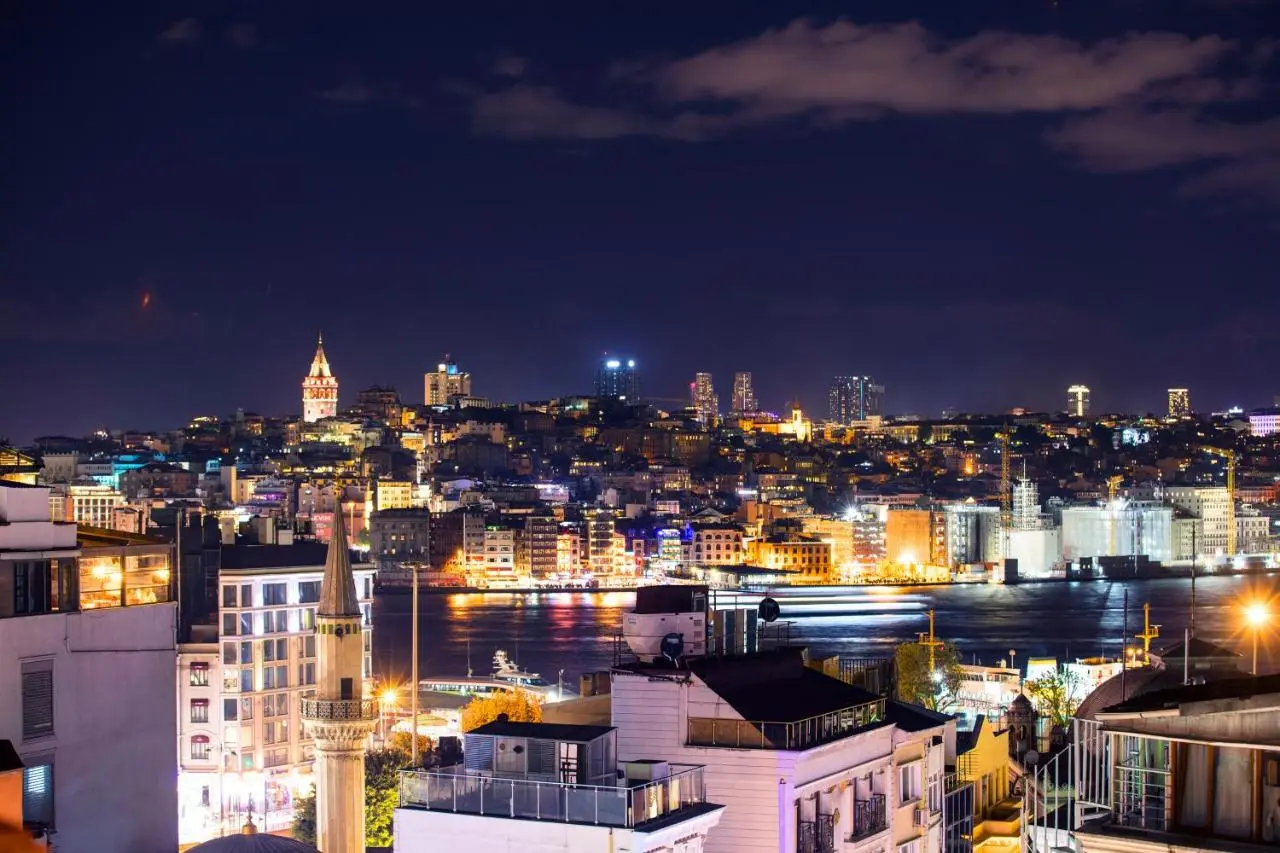 Seres Hotel Old City