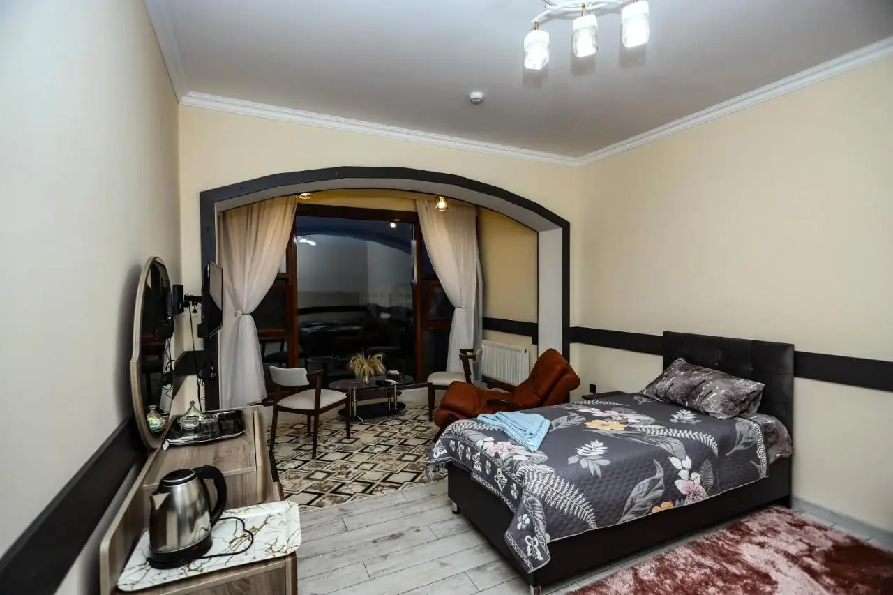 VƏTƏN Hotel