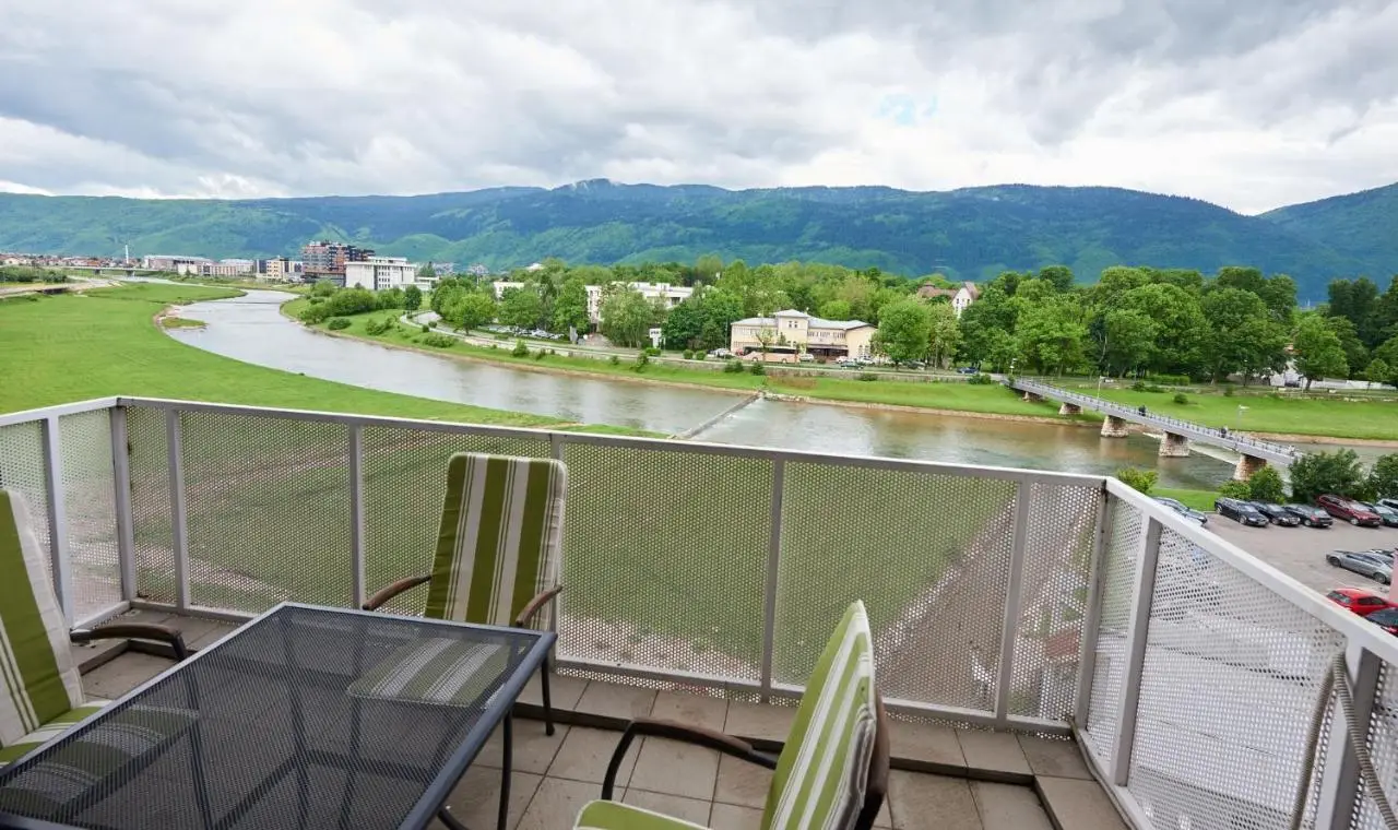 RIVER VIEW Apartments