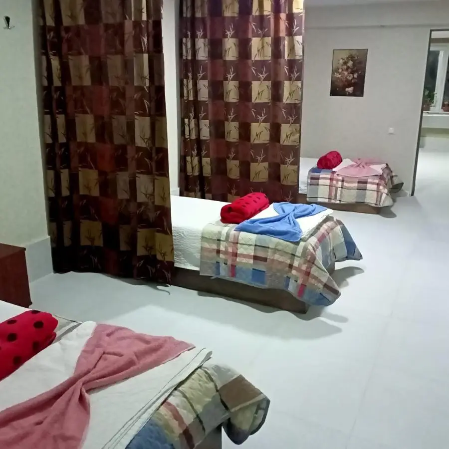 Hostel FORREST