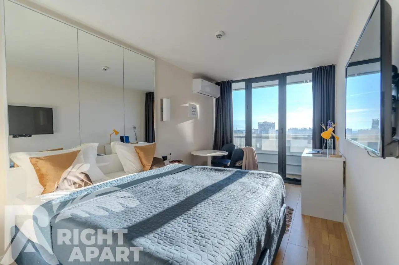 ORBI CITY RightApart Hotel