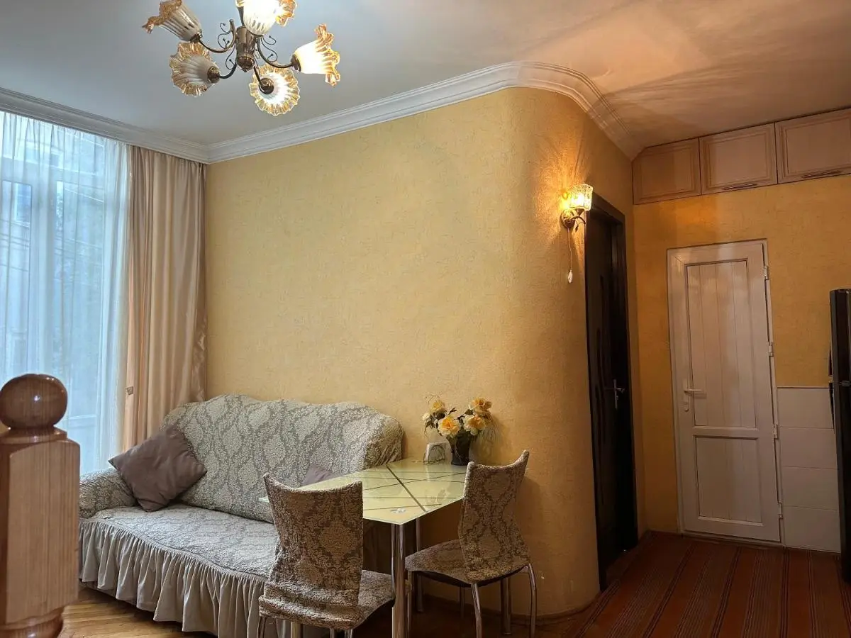 Giorgi Apartment