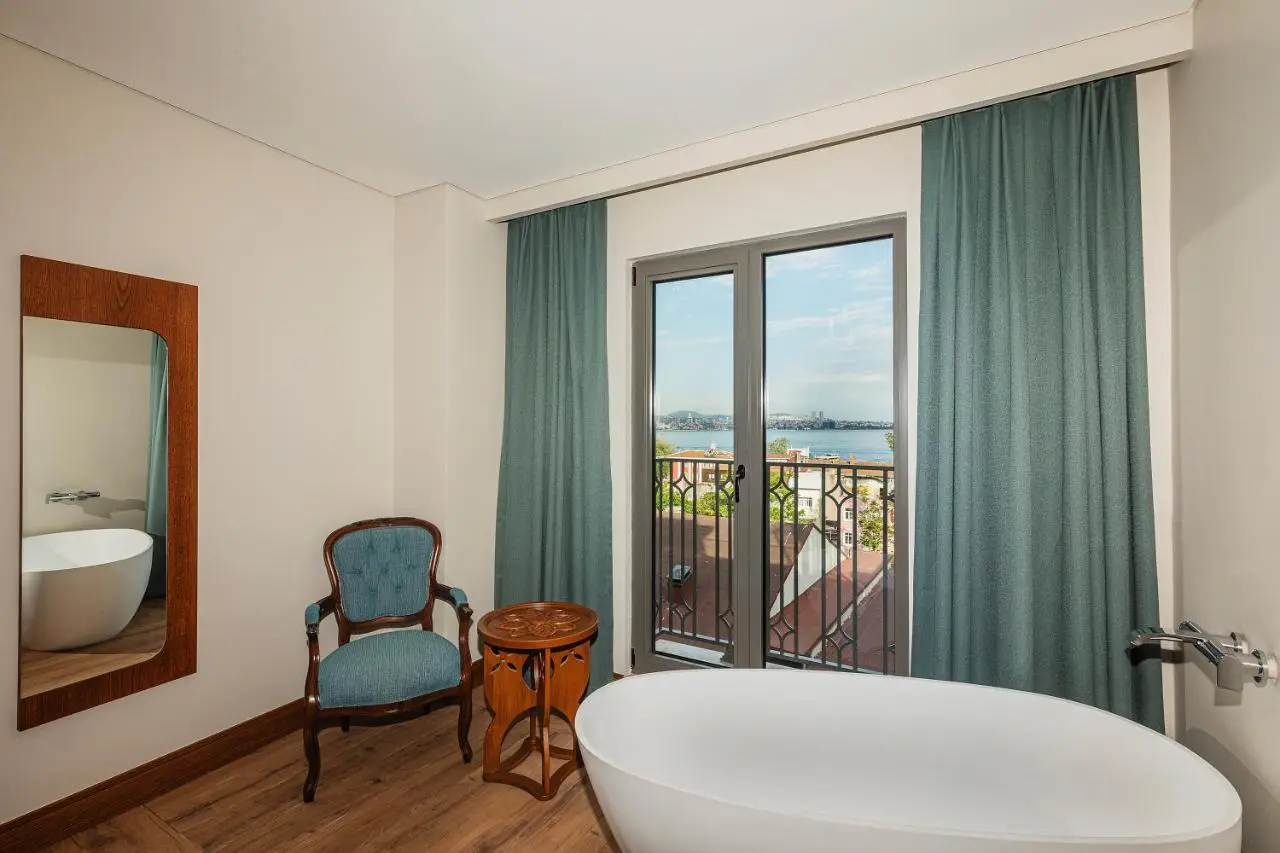 Triton Hotel Istanbul