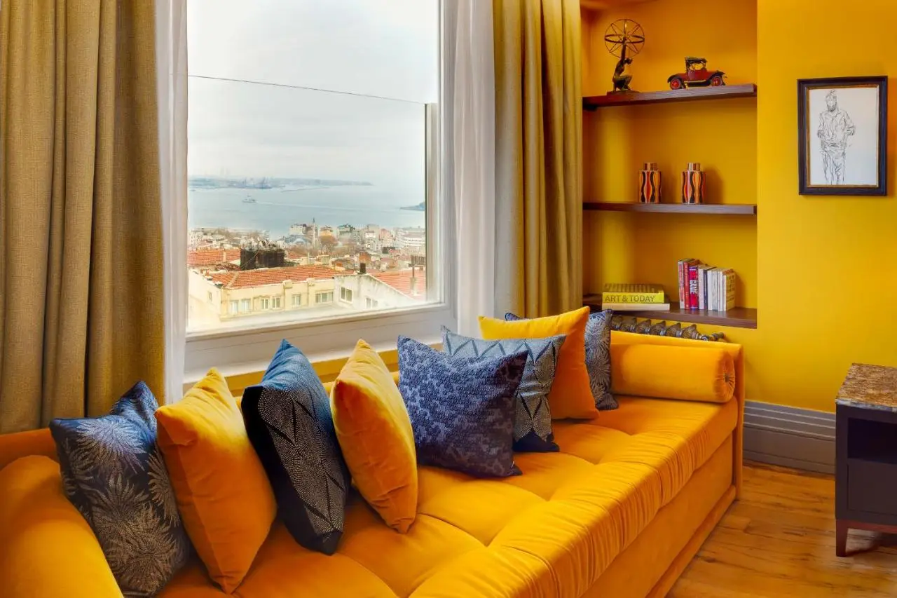 Ravouna 1906 Bosphorus Istanbul