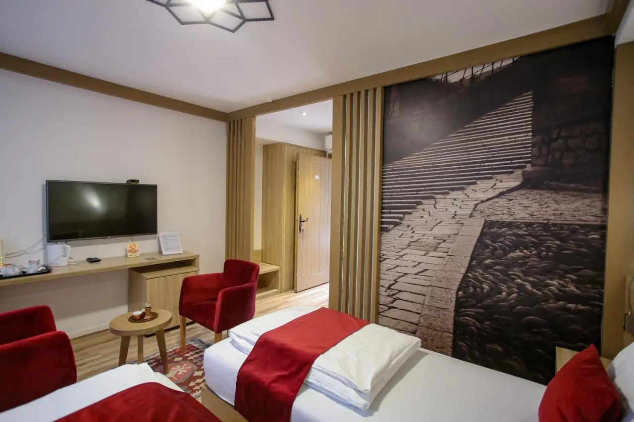 Hotel Emen