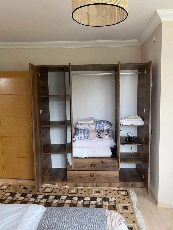 Komilo Homes - Functional Modern Suite