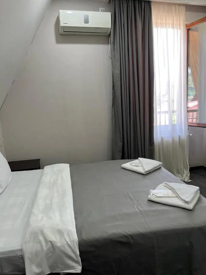 Hotel Eight
