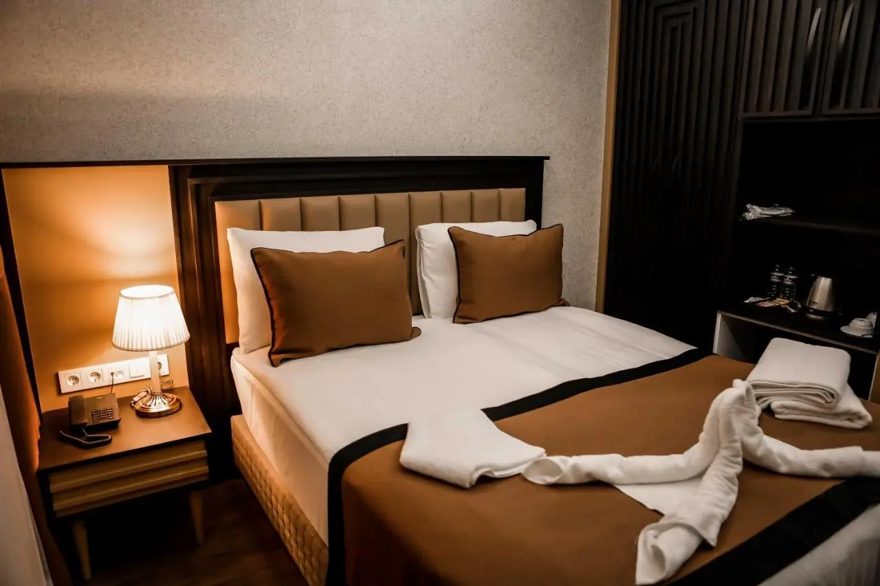 Dimen Hotel