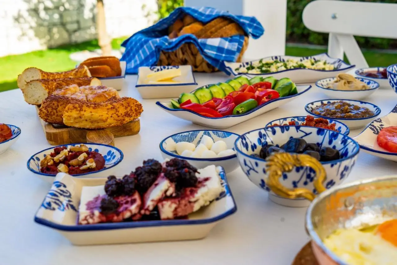 CEMAL ALAÇATI BUTİK HOTEL