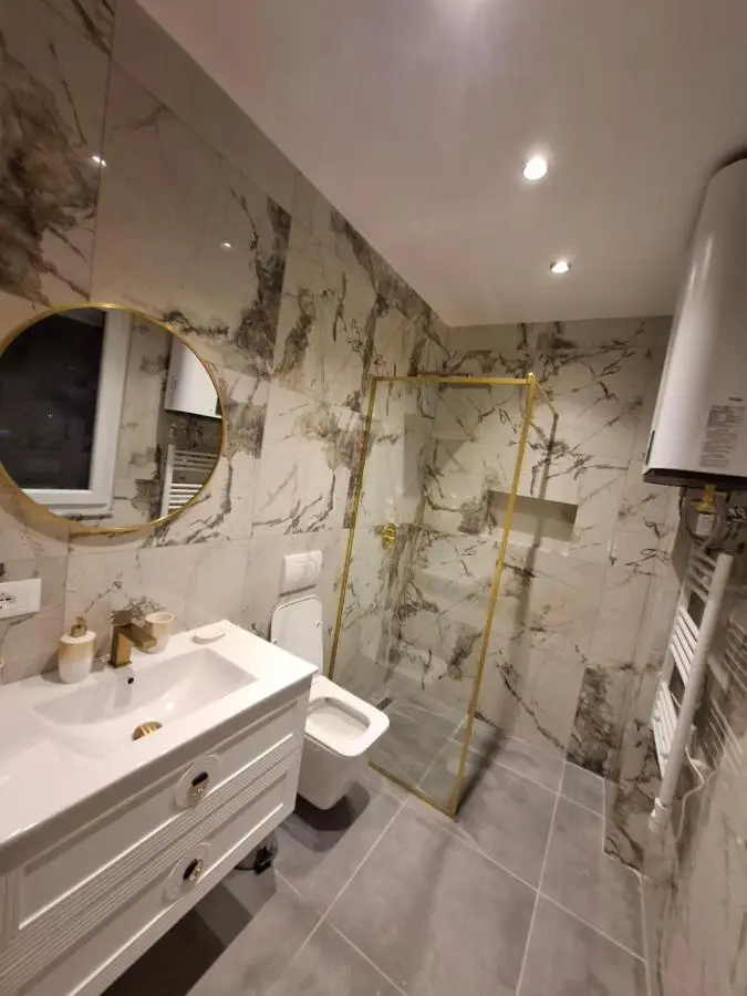 CastleView Suites