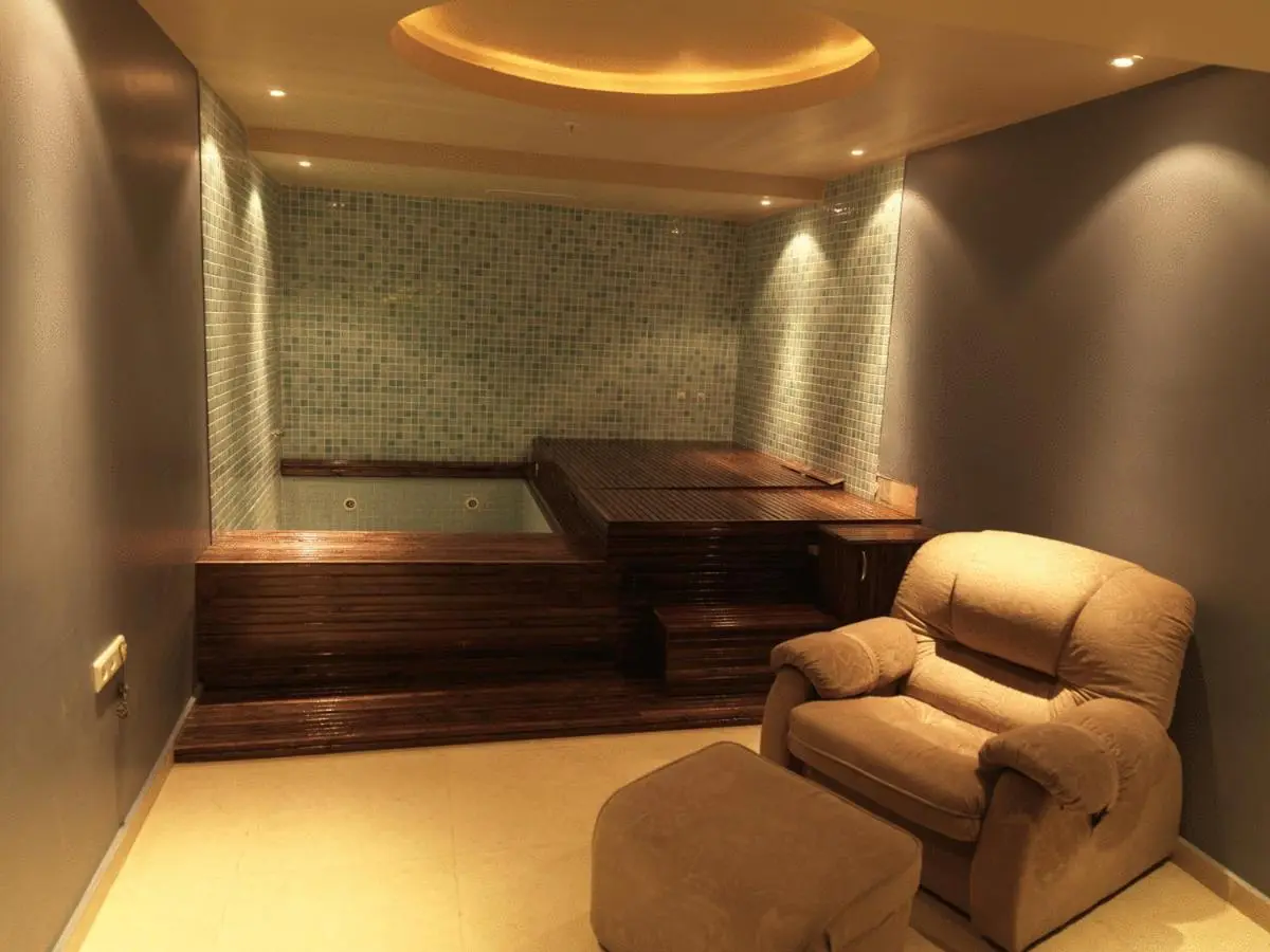 City One Hotel