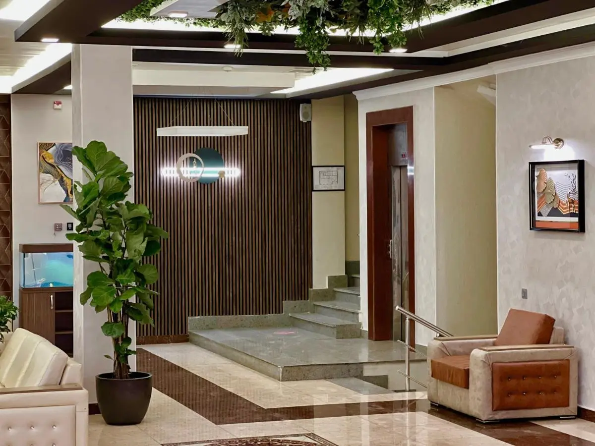 Royal Mansion Hotel