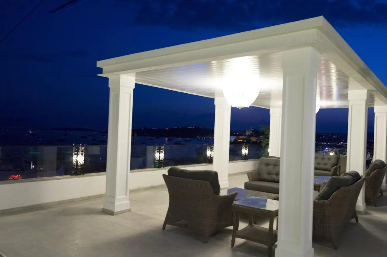 Ena Boutique Hotel & Residences