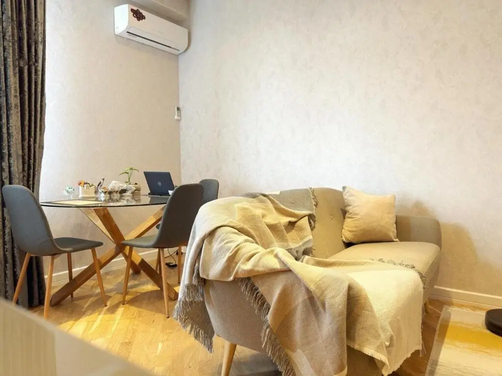 City Style & Timeless Comfort in Baku! Avant-17