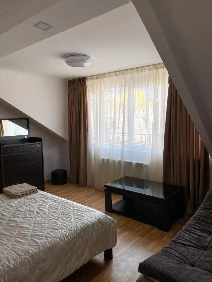 Guest House IBERIA
