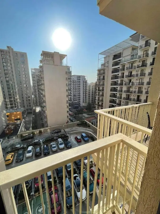 Sol's M2 White Modern Apartments