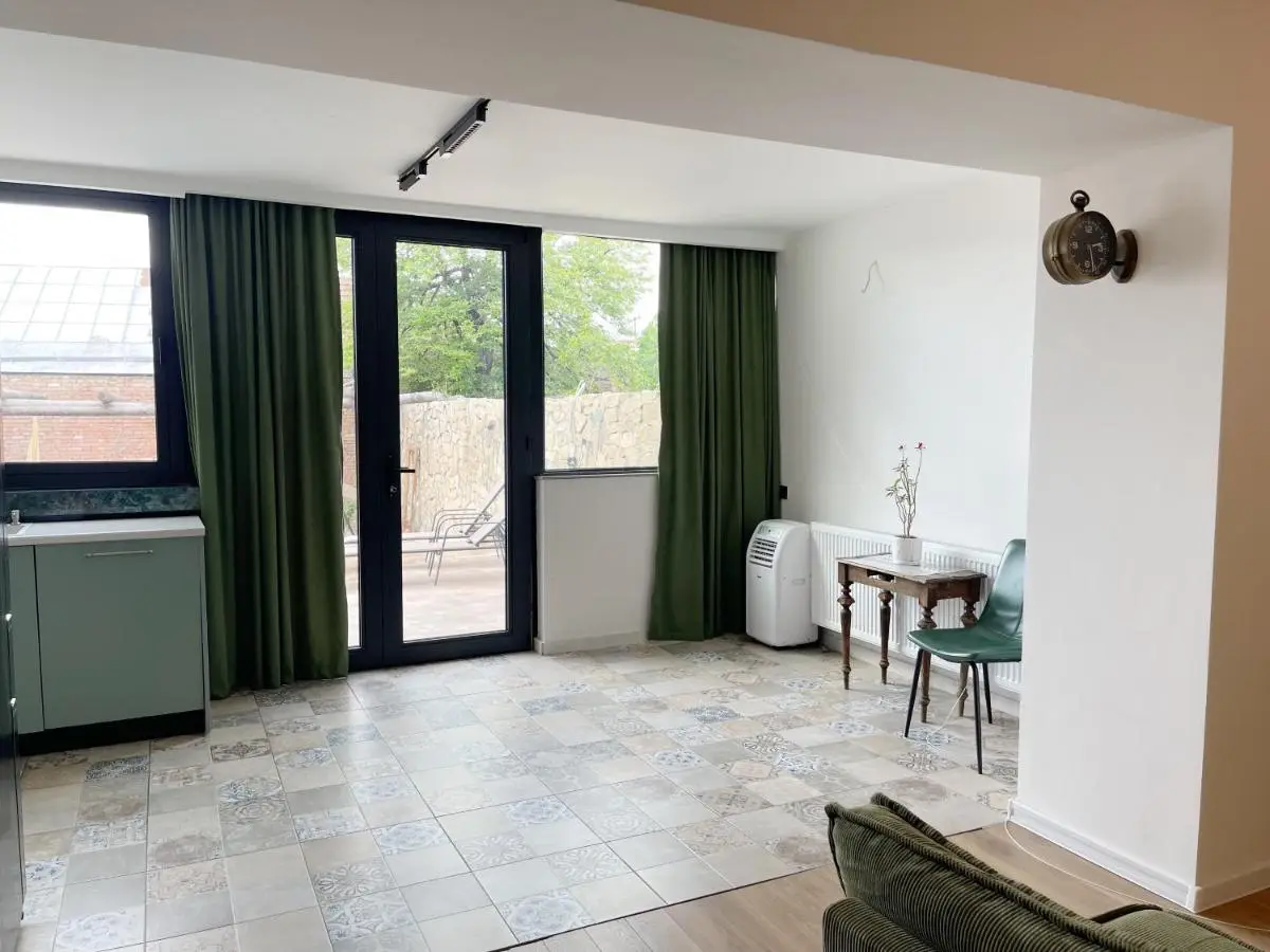 Niabi 3BDR Villa with pool