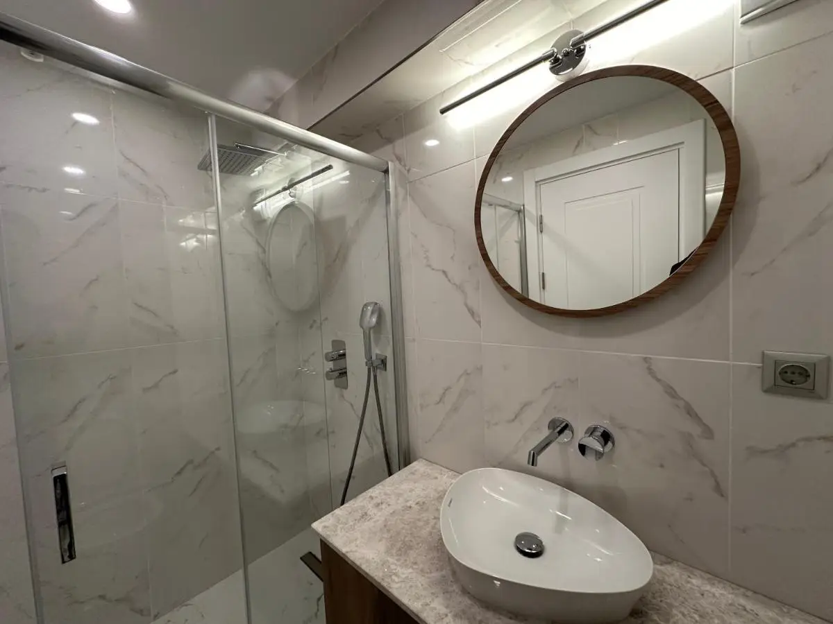 Iris Han Hotel