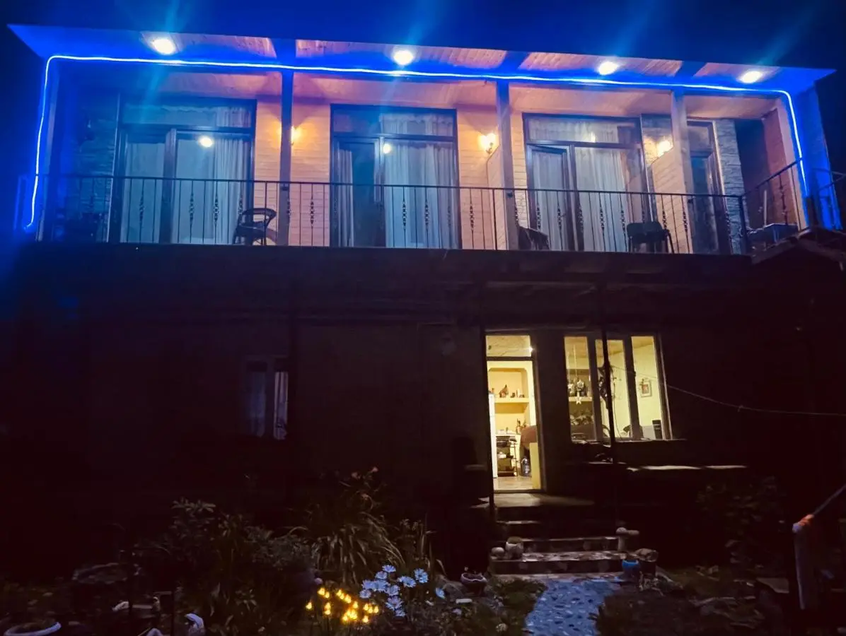 Sunny guesthouse