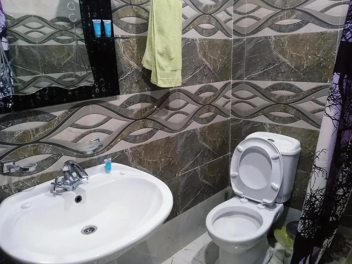 Hotel Edemi Castle