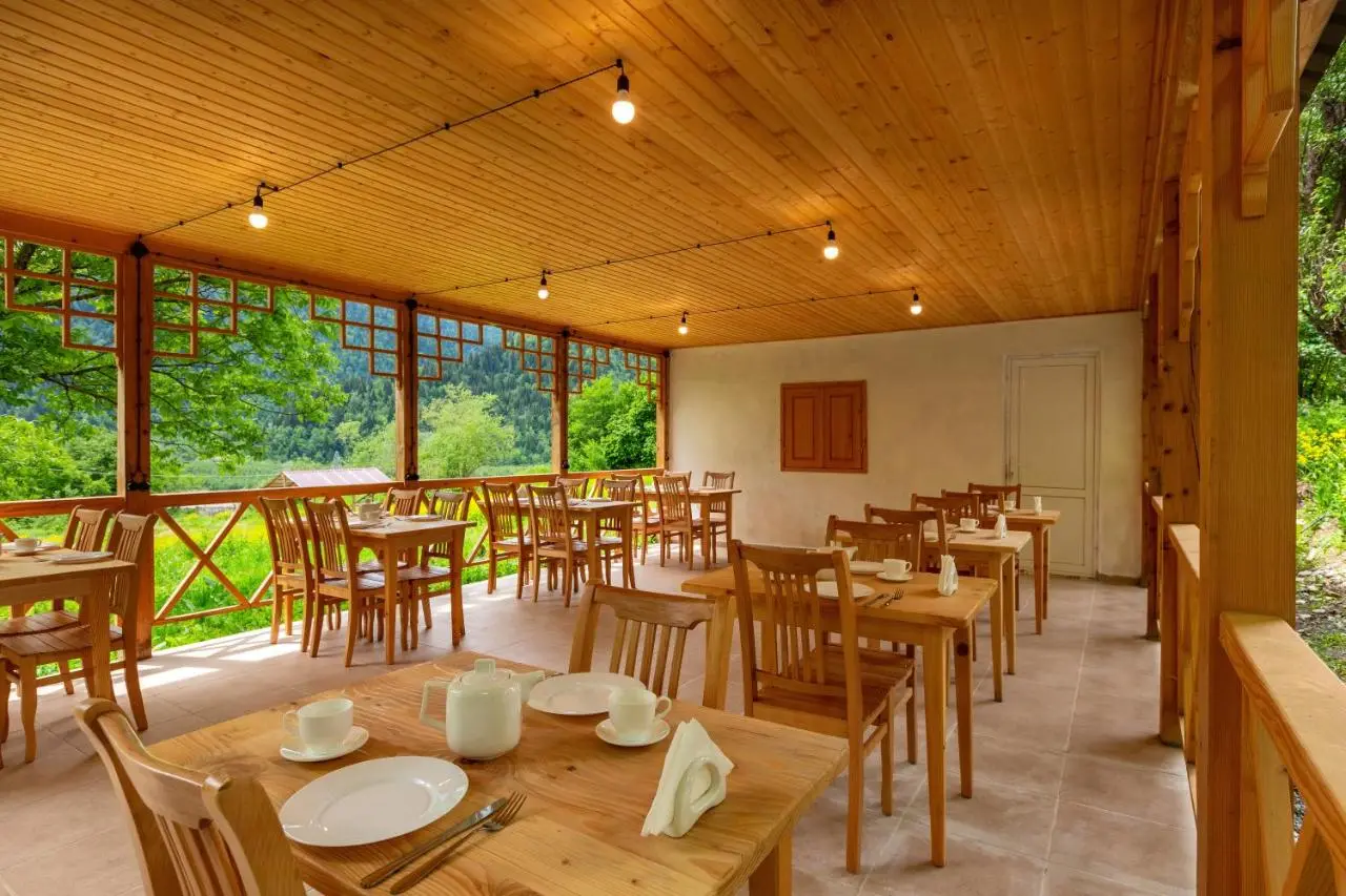 Chiora Inn