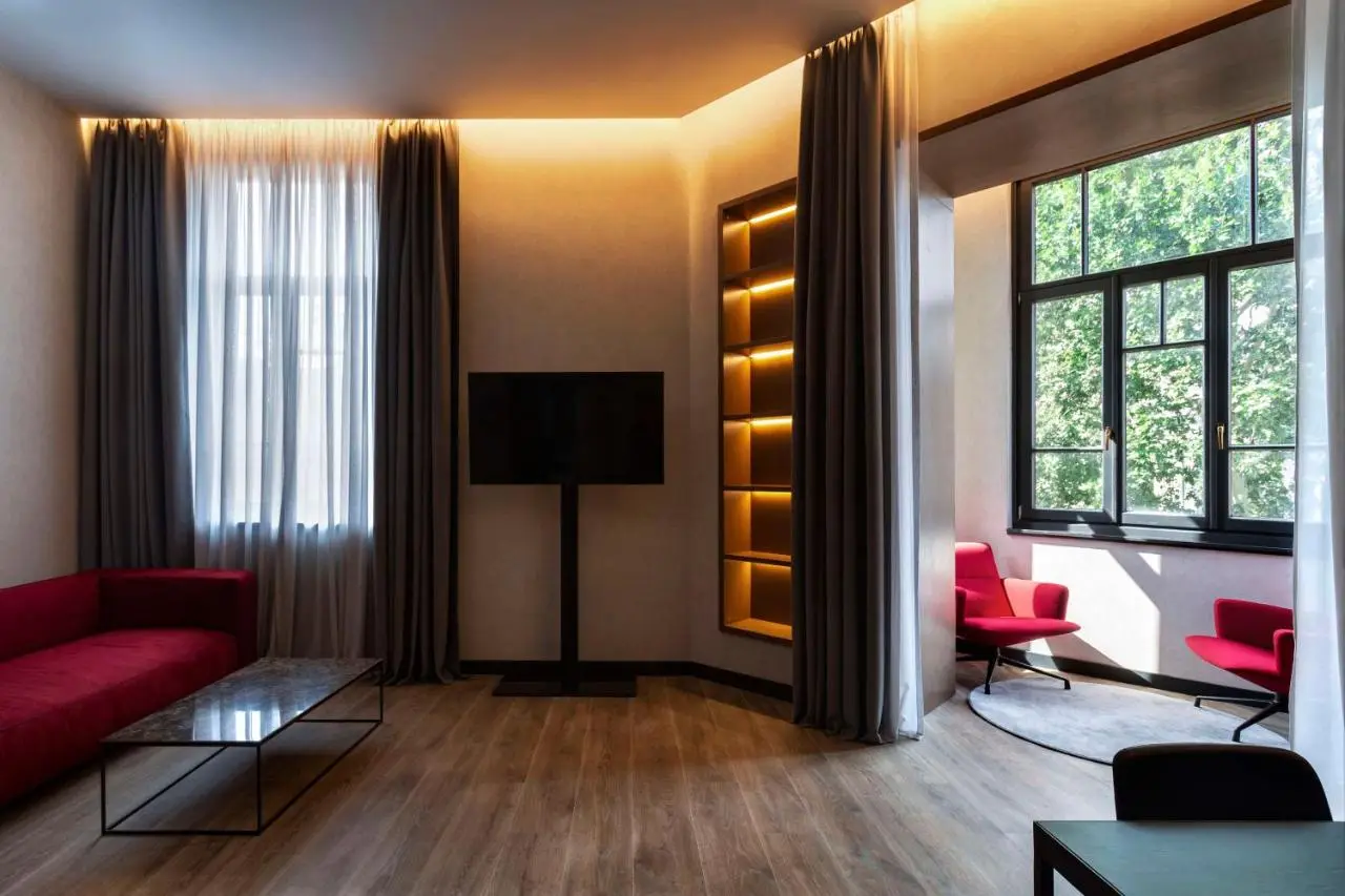Radisson RED Tbilisi