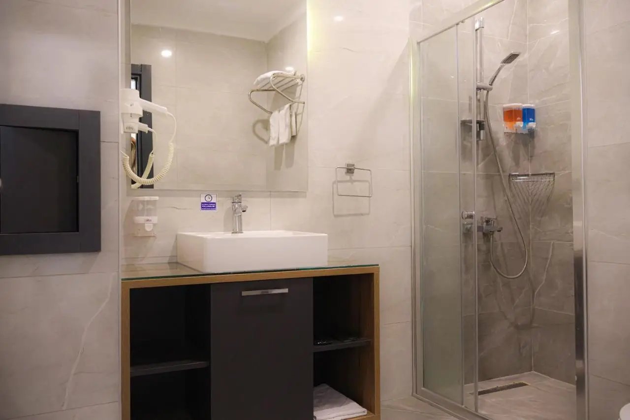 Home Plus Hotel