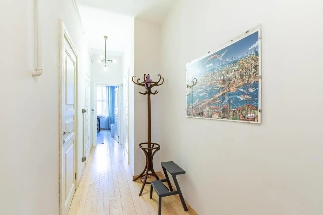 Warm Cozy Charming 2BD2Bath GalataTower Gem! #256