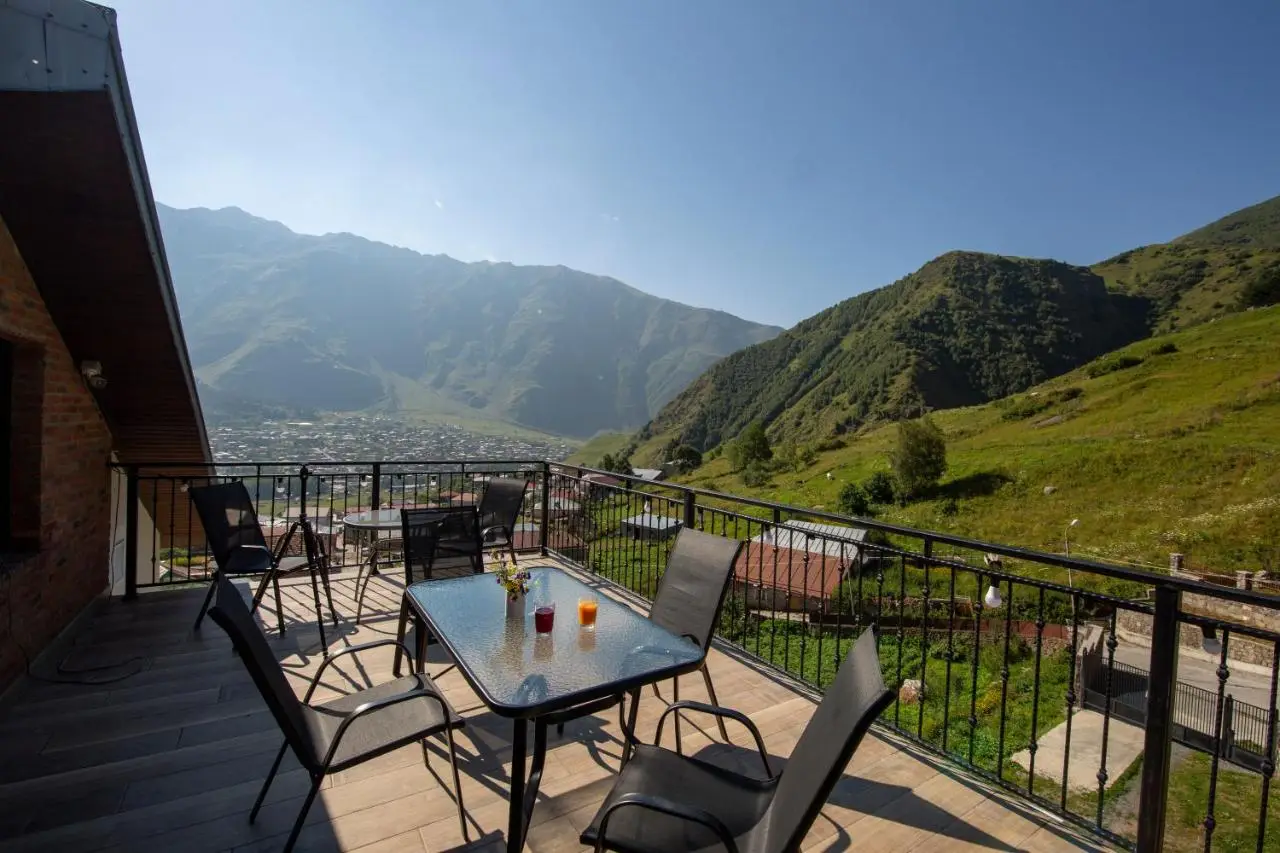 Hotel GENI Kazbegi