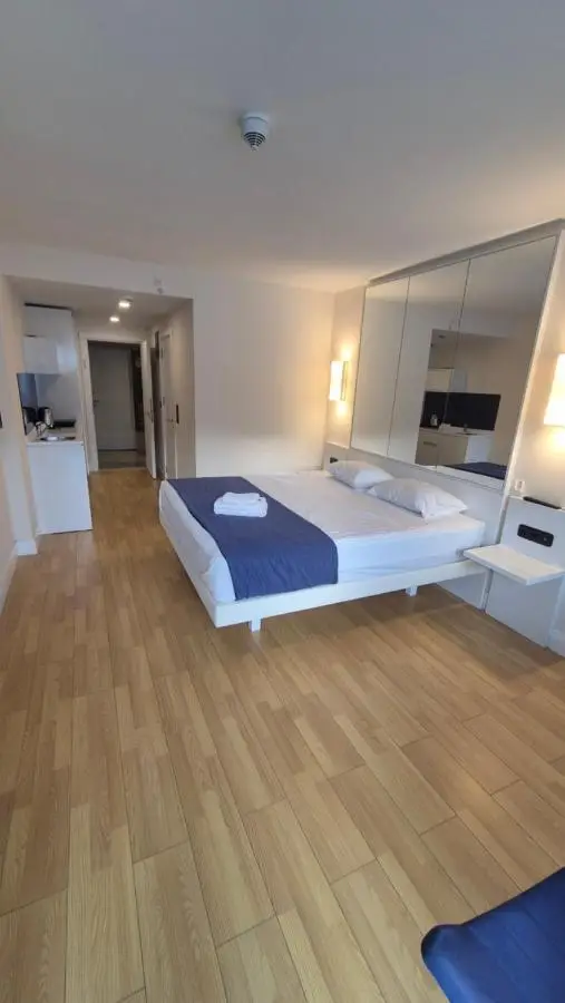 best VIP HOTEL panorama suites IN batumi R