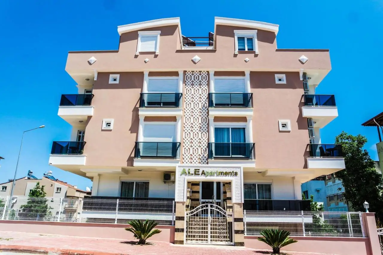 Ale Apartments Hotel