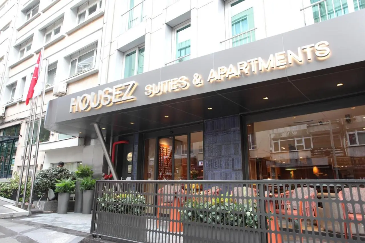 Housez Suites & Apartments Special Class