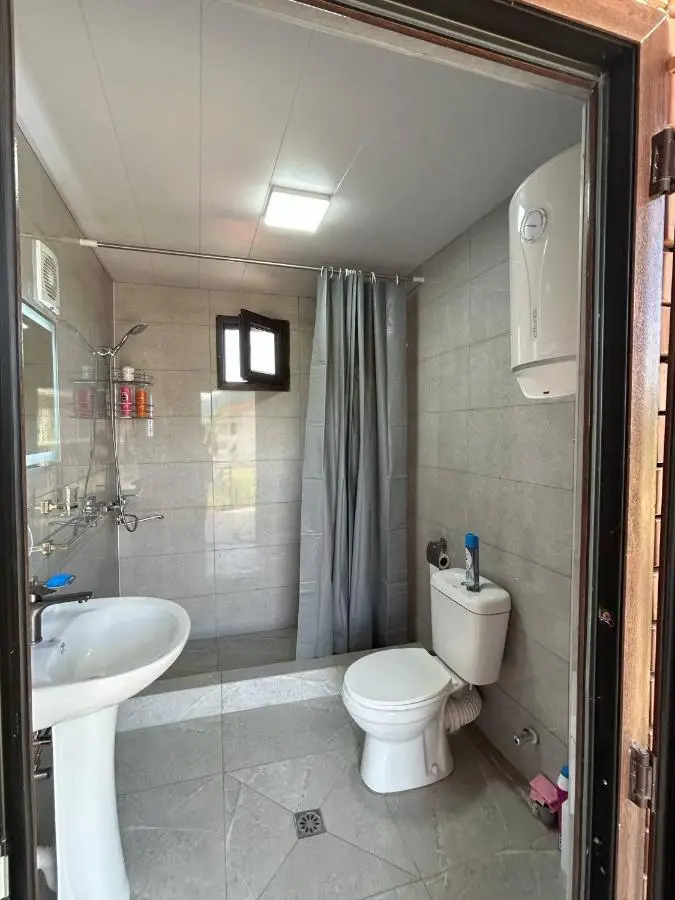 Villa Obcha - Whispering Vines Guesthouse