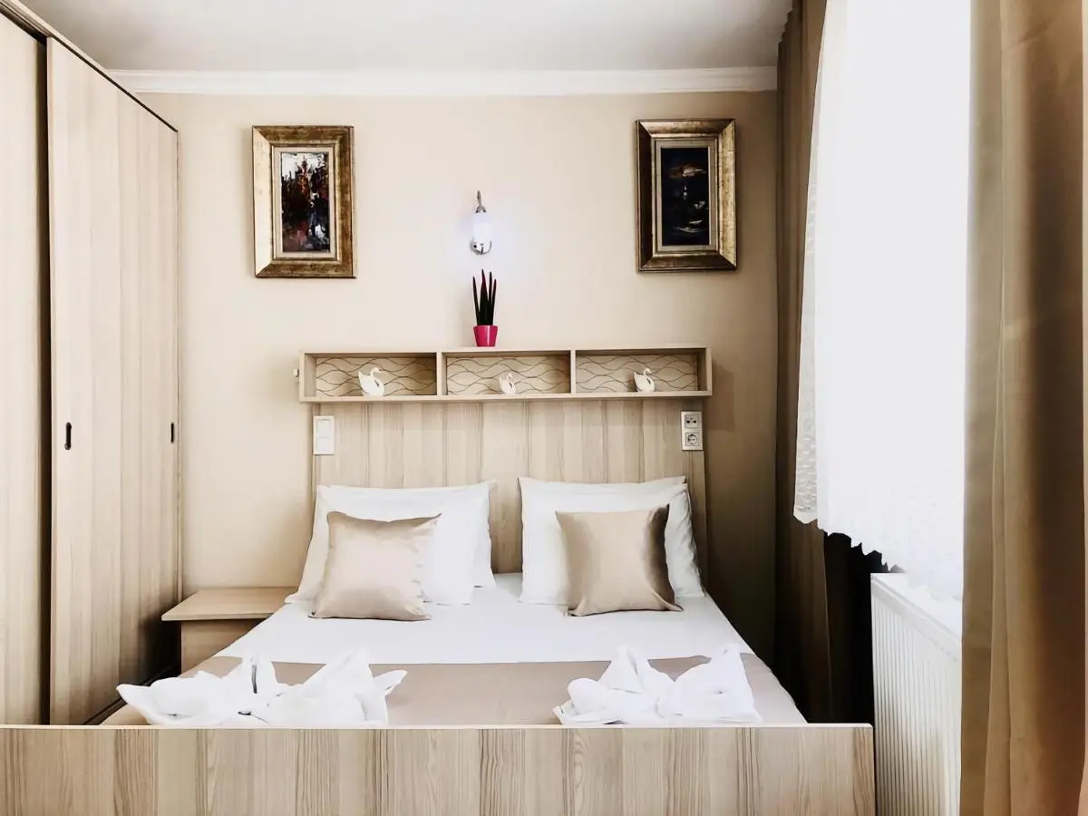 Carvan HOTEL