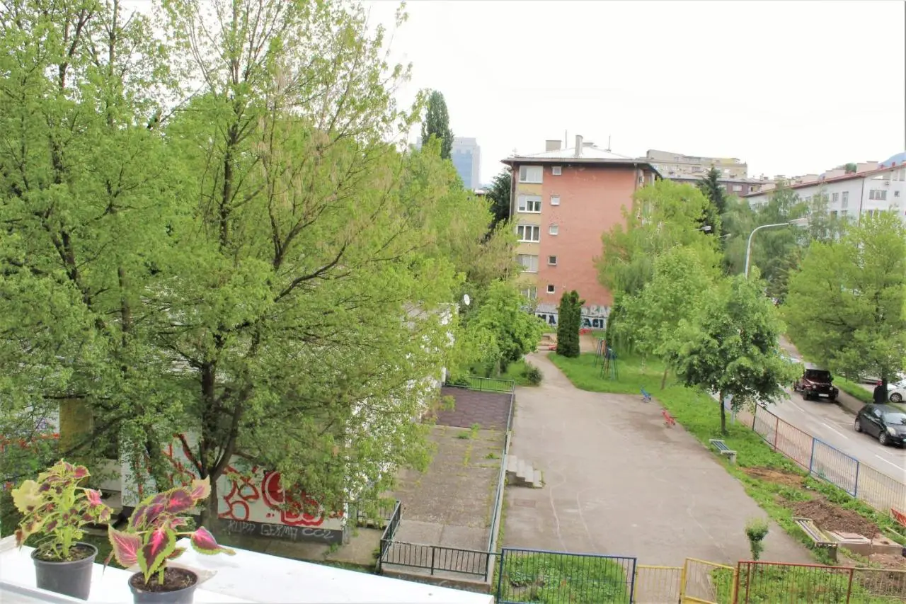 GREEN Apartment