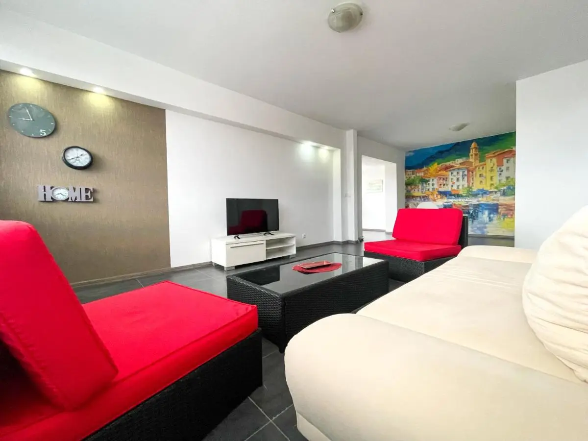Modern apartment - top location